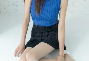 梦丝女神 – 图包来啦，乔儿这身豹纹是不是让人心里痒痒的？