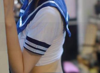 模范学院 – 萌琪琪Irene的眼镜狂热：弄得我们也开始考虑换个风格？