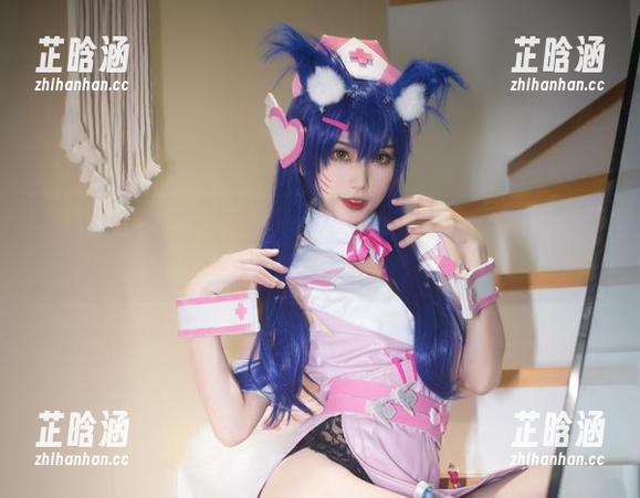不知道其他人咋想，清颜颜子的教室写真，一打开图包就让我想起了当年的青涩。