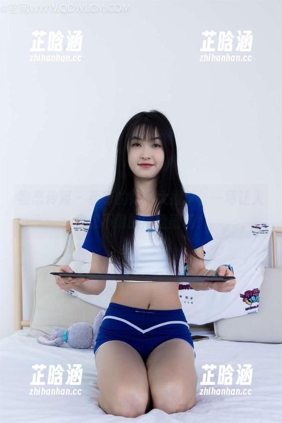 物恋传媒 - 菲菲的婚纱大撞车，一场让人意想不到的网盘剧场！