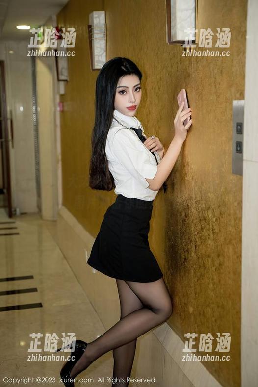 秀人网-大琪琪Emily 秀人网 - 大琪琪Emily再上线,一组泳衣图片冲击你的视觉吧