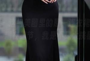 秀人网 – 这组美图里的恩一连衣裙，好在轮廓，糟在细节，我是不是太挑剔了？