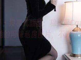 秀人网 – 没事儿翻翻：棉花糖Candy跟她的网袜私房图片，不光好看