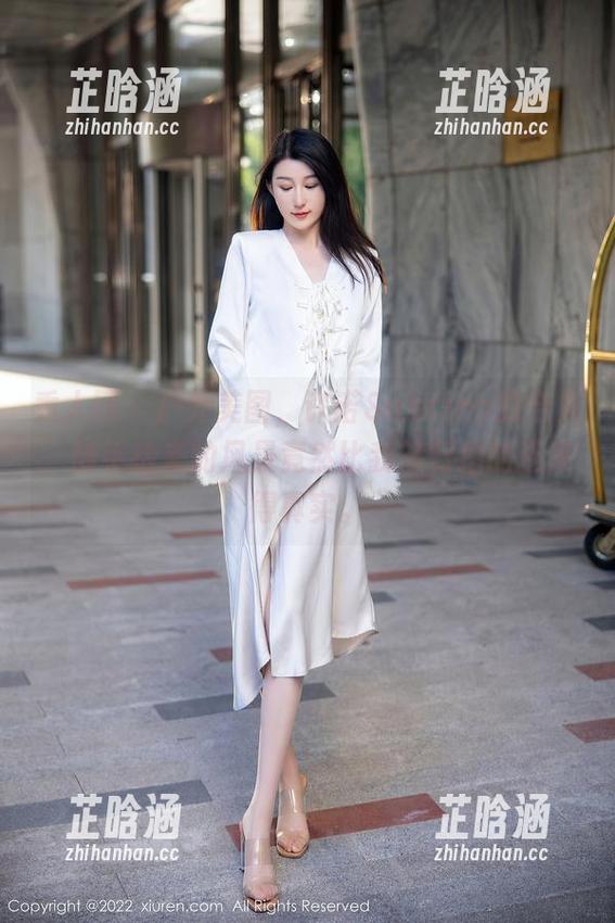 秀人网-许诺Sabrina 秀人网 - 户外美图,许诺Sabrina的合集,随手捡来的风景竟然比我旅行拍的还来得真实。