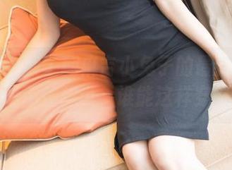 秀人网 – 翻了翻麻吉小兔子的最新连体衣图包，忍不住想说，谁能这样穿得好看！