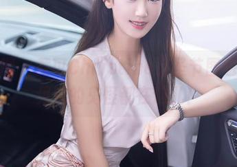 秀人网 – 黄可Christine万圣节图包，你见过的鬼怪都在这儿！