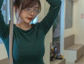 波塞冬穿越秋和柯基写真的边缘！