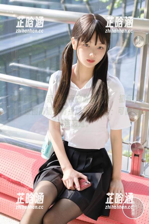 稚乖画册 - 赤西夜夜的最新力作，初音少女，原图高清得有点过分，警告：可能要流连忘返。