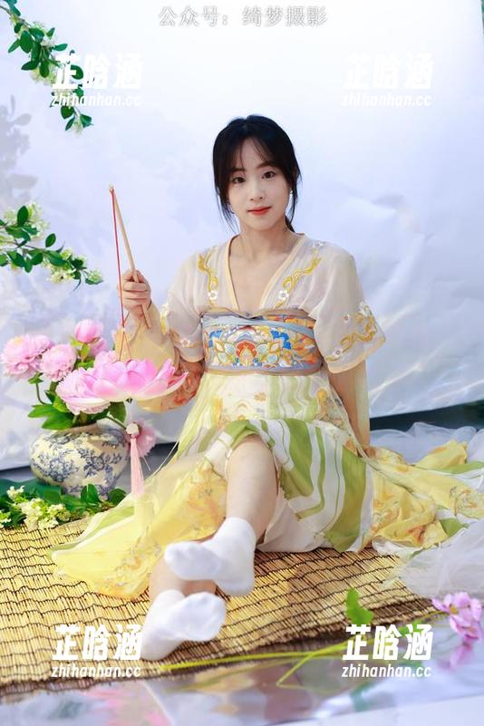 绮梦摄影 - 收那种“无修无水印”绝技，阿依夏图集来了，敢不敢赏？