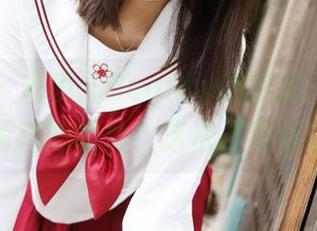 美媛馆 – 唐琪儿Beauty的姐姐—又一张不简单的图片！这次不穿鞋哦！