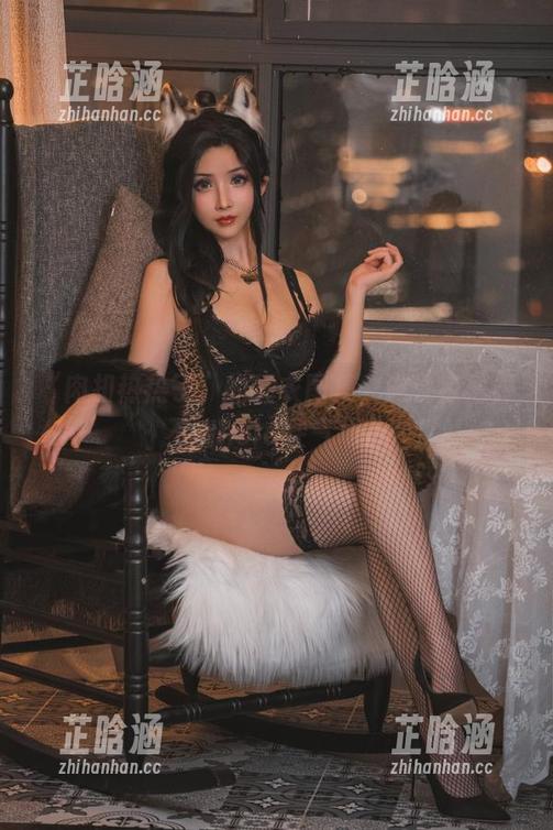 肉扣热热子 “肉扣热热子”的睡衣图集:谁说家居服不能hold住气场?