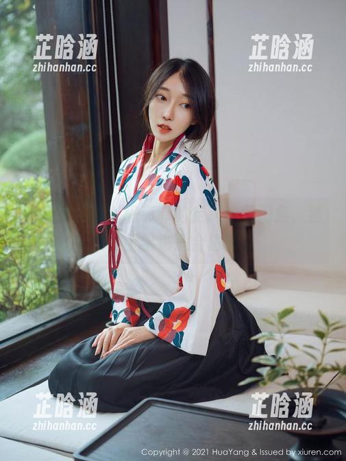 花漾show-穆菲菲 花漾show - 穆菲菲的定制校服图集,适合上学也适合偷懒