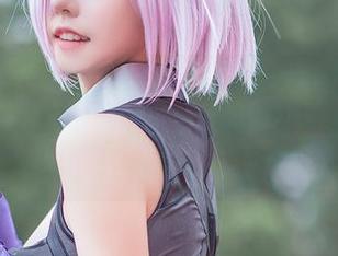 菌烨tako一枝独秀，这里的《Nikke胜利女神米哈拉》让你下载时不如先刷刷牙，准备迎接美丽！