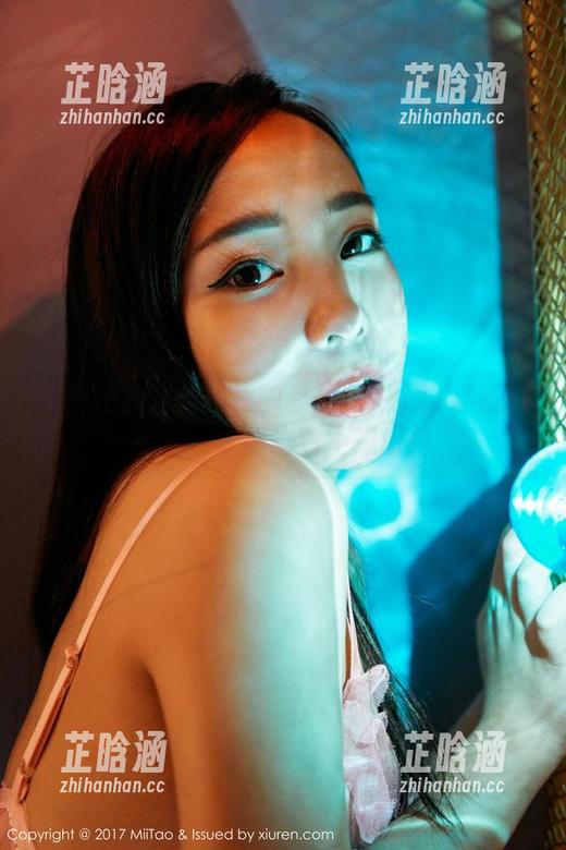 蜜桃社 - 女仆风格的反转！Cris_卓娅祺精选，让你嗨到不想出门
