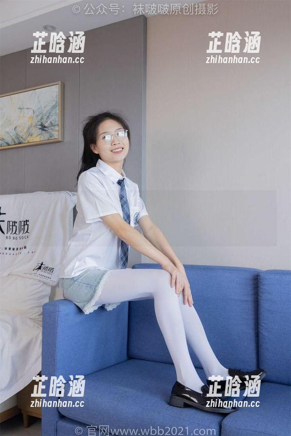 袜啵啵 - 美图不断，稚予的校服风格，我的眼睛不够用了！