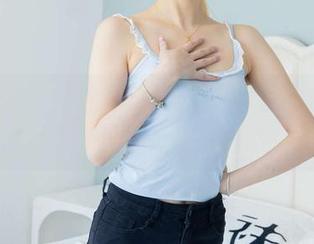 袜啵啵 – 私拍特辑，糯米的两双平底鞋显露出未曾想象的解读