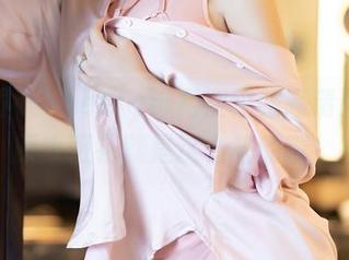 语画界 – cherry绯月樱校服高清图包：原来班花就是这么来的啊！