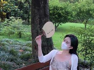 微密圈 – 软妹小九九无敌：美图精选，朋友圈收费资源真的不简单！