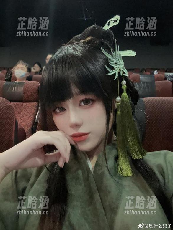 阿九从不咕咕的套图，让我发现无圣光也能如此撩人，秘密你说说…
