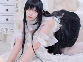 这就是魅瞳meroko的女仆状态？观看碧蓝航线的小迷糊和大无奈！