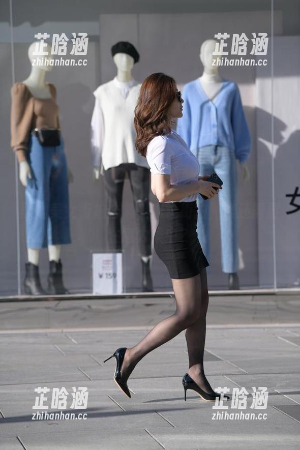 魔镜街拍 黑丝美女街拍合集,魔镜街拍,谁还需要注意力集中?