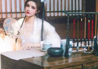 看鹿八岁baby化身绫，高清让一切都显得那么真实又陌生。